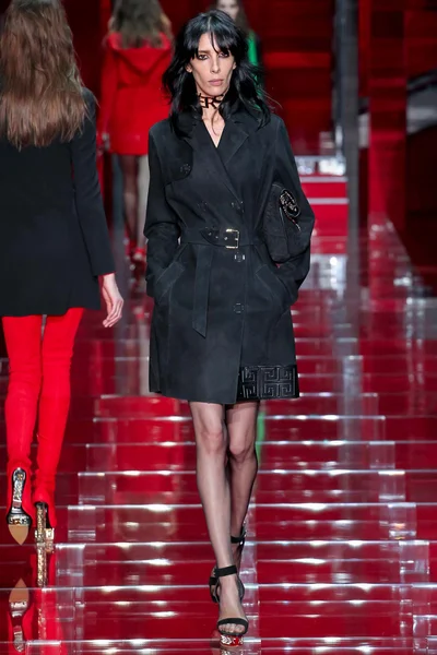 Look 26